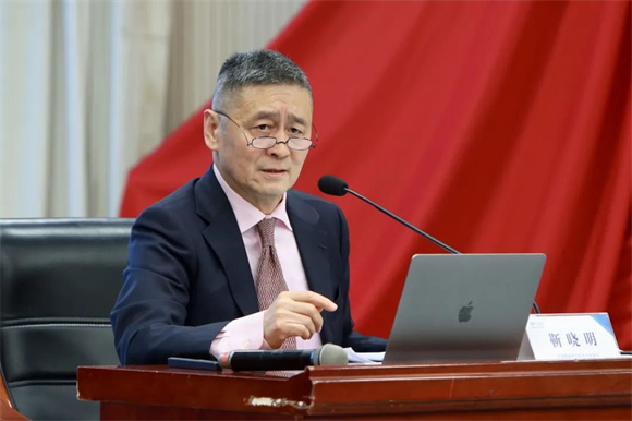 靳晓明司长作专题讲座 靳晓明司长作专题讲座